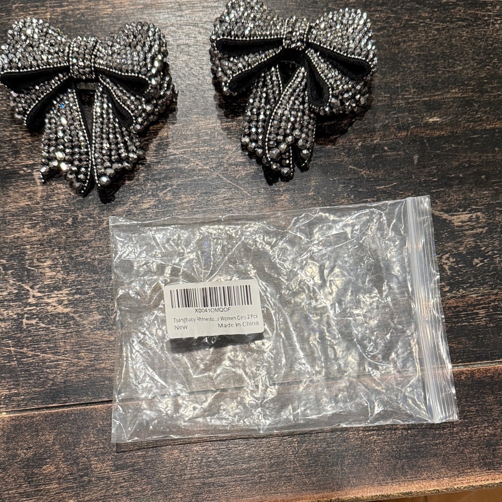 Elegant Black & Silver Crystal Clip-on Bows!